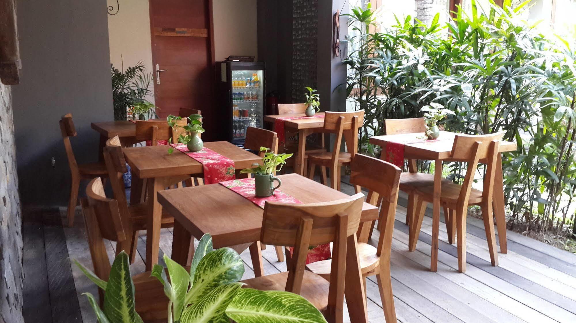 Hotel Uma Karan Kuta Lombok Zewnętrze zdjęcie