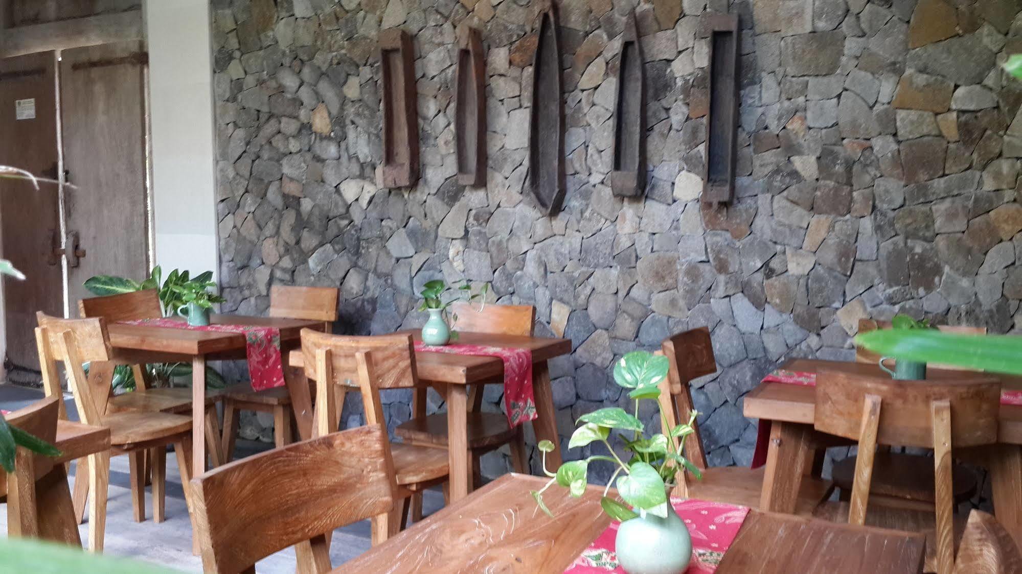 Hotel Uma Karan Kuta Lombok Zewnętrze zdjęcie